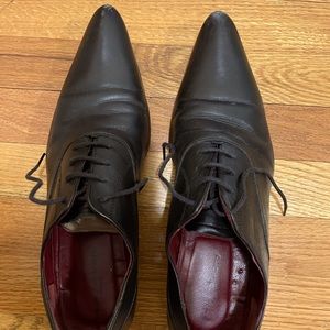 Slightly worn all leather Pascale Morabito pointed dress shoes in size 43 (9.5)